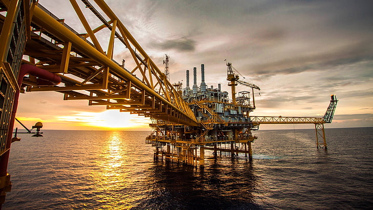 From the Field to the Facility – Engineering Oil and Gas Projects with Precision